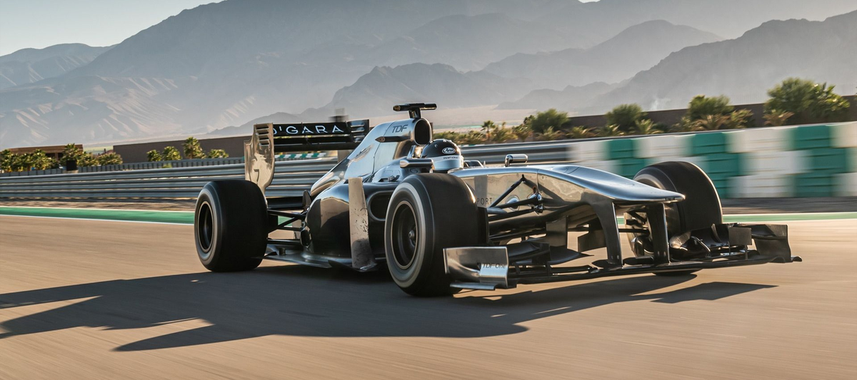 Formula 1 chassis, mountune power